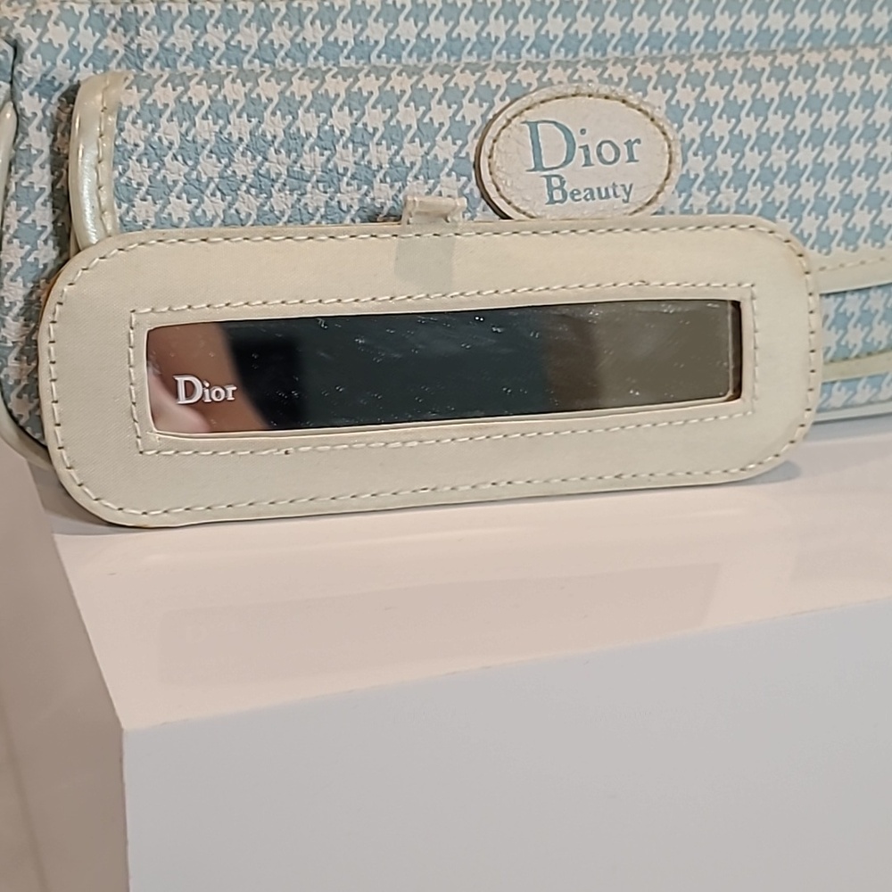 Dior Beauty Blue and White Cosmetic Bag - Picture 3 of 5